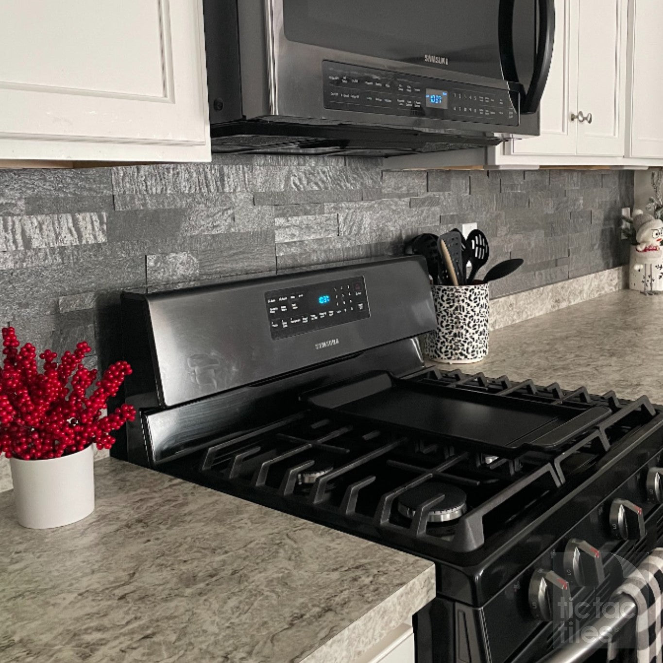 Stone Silver Pearl Tile